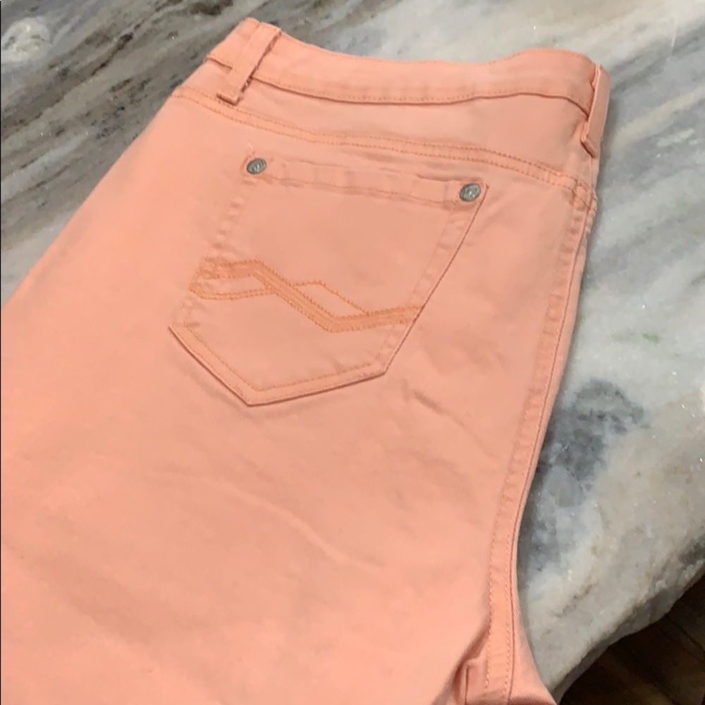 Code Bleu Pants - Picture 3 of 6